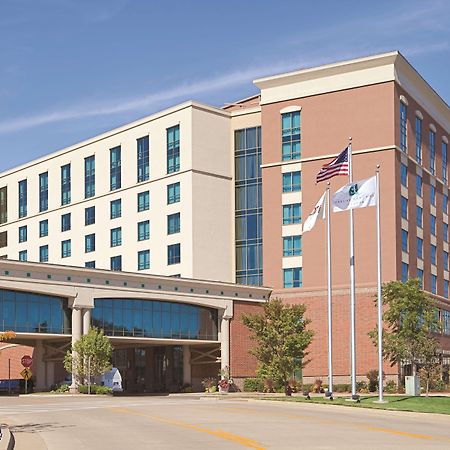 Embassy Suites East Peoria Hotel And Riverfront Conference Center Zewnętrze zdjęcie