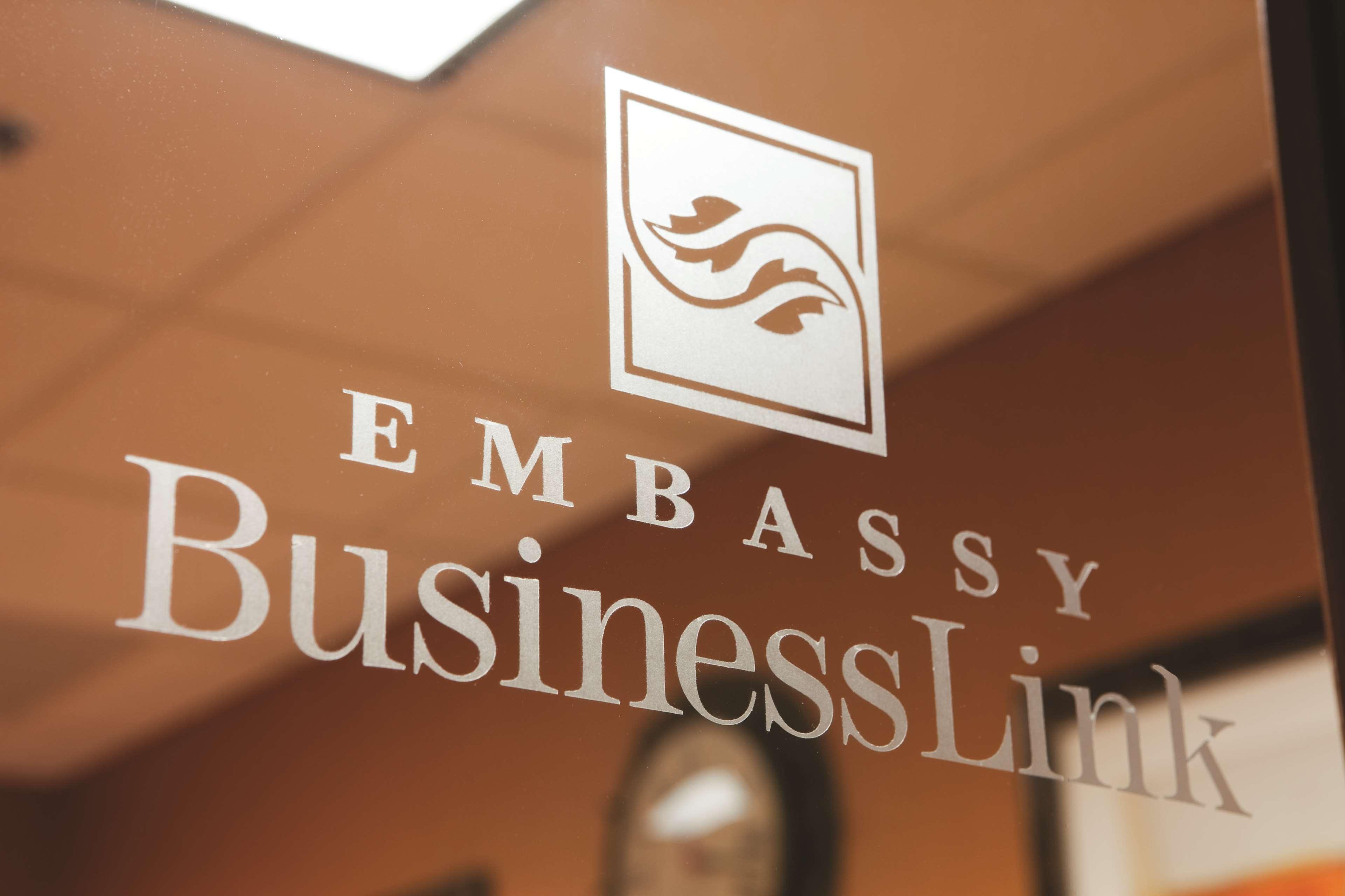 Embassy Suites East Peoria Hotel And Riverfront Conference Center Zewnętrze zdjęcie