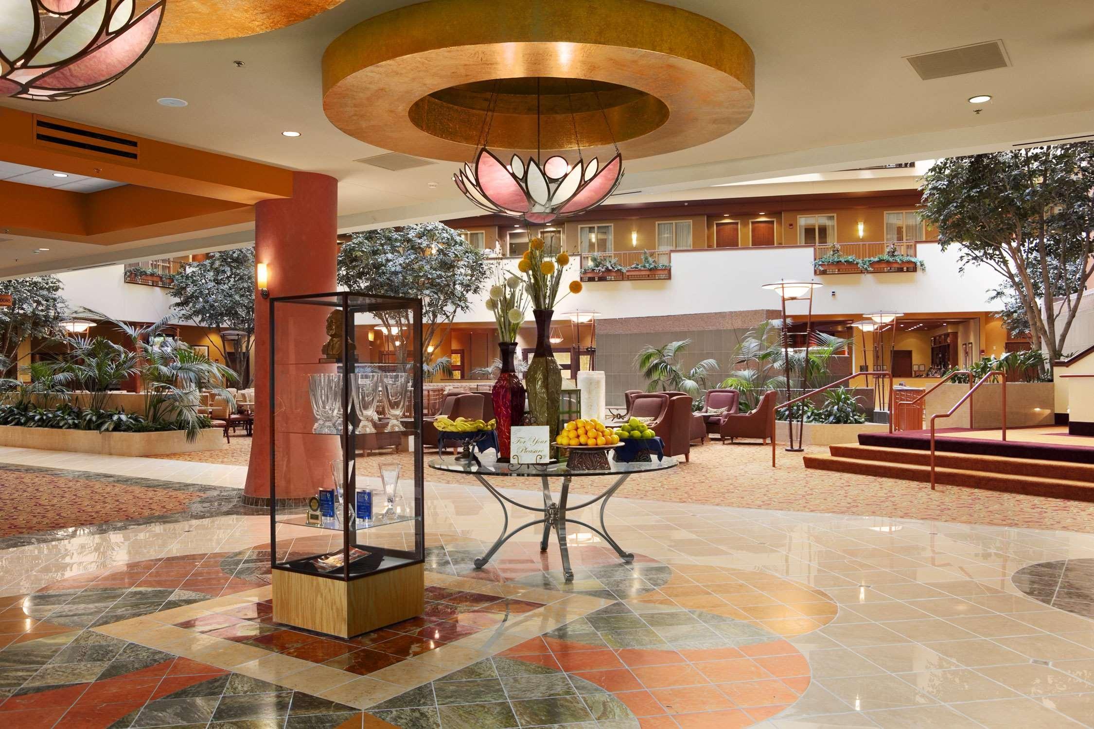 Embassy Suites East Peoria Hotel And Riverfront Conference Center Wnętrze zdjęcie