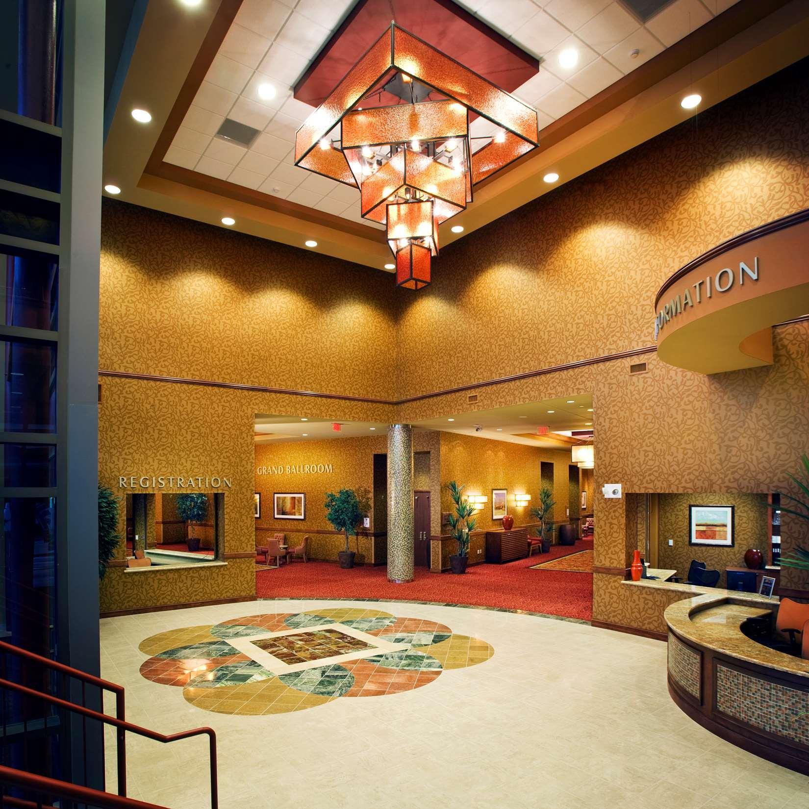 Embassy Suites East Peoria Hotel And Riverfront Conference Center Wnętrze zdjęcie