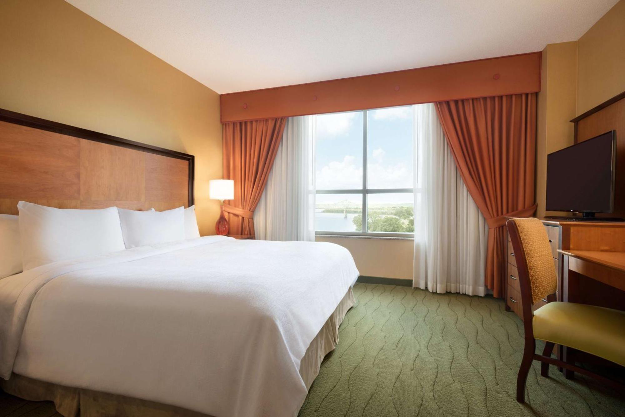 Embassy Suites East Peoria Hotel And Riverfront Conference Center Zewnętrze zdjęcie