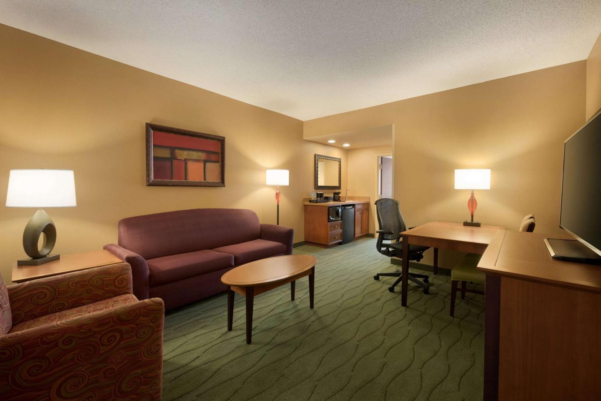 Embassy Suites East Peoria Hotel And Riverfront Conference Center Zewnętrze zdjęcie