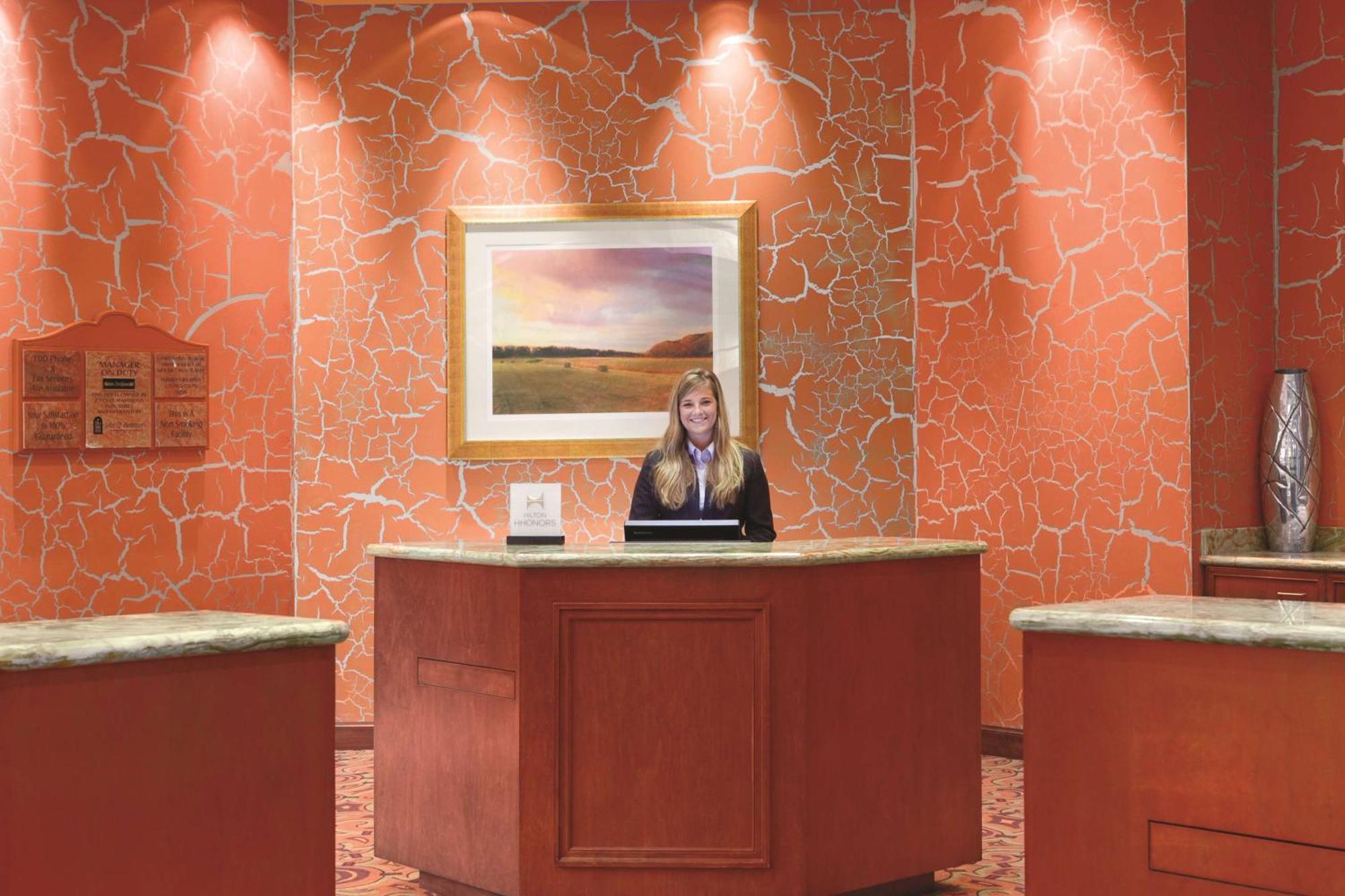 Embassy Suites East Peoria Hotel And Riverfront Conference Center Zewnętrze zdjęcie